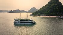 3 Days 2 Nights Ha Long Bay Luxury Escape on Apple Cruise