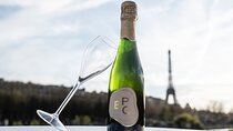 Paris Sightseeing Cruise with Champagne by Bateaux Mouches