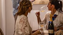 Exclusive Wine Tasting in the Historic Center of Siena