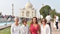 From Delhi: Sunrise Taj Mahal Tour with Elephant conservation