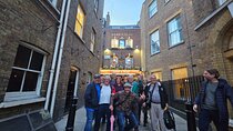 Pub Crawl and Sing along London Experience