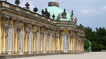 Guided Spanish Tour of Potsdam Discover its Beauty