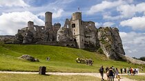 Half-Day Private Tour to Ogrodzieniec Castle and Błędów Desert