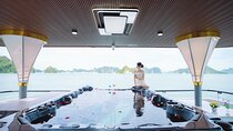 BEST SELLER - Halong 5 Star Day Cruise: Buffet Lunch & Jacuzzi