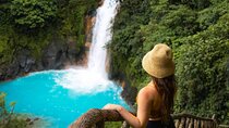 Private Transportation to Rio Celeste Round Trip from La Fortuna