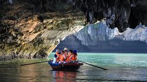 From Hanoi: Full-Day Halong 5-Star Cruise with Jacuzzi& Limousine