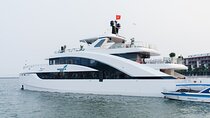 Saquila Yacht Explore Halong Bay or Bai Tu Long Bay