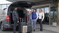 Keflavik Airport: One-way Private Transfer to/from Reykjavik