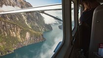 Milford Sound Cruise with Round-Trip Flights from Queenstown