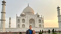 Sunrise Taj Mahal Tour by Car From Delhi