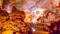 Halong Bay Day Cruise Trip: Thien Cung Cave & Kayaking