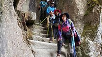 Private 4 Day Inca Trail Trek Tour to Machu Picchu
