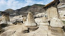 Day of Dinosaurs and Hoodoos From Calgary to the Badlands