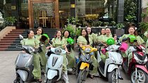 Saigon By Night and Street Food By Motorbike | Opt: Ao Dai Riders