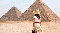 From Hurghada: Cairo Tour, Pyramids & Museum with ticket By Bus