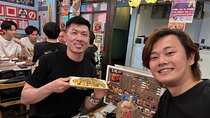 Tokyo: Private Shibuya Bar Crawl Tour -3 Drinks & Local Foods-