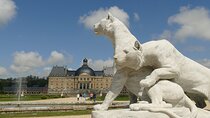 Private Day Trip: Vaux-le-Vicomte from Paris with Transfer