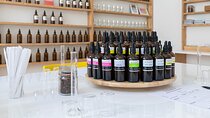 Perfume creation workshop in Bordeaux Center