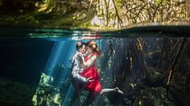 Underwater Photo Shoot Experience in Cenote