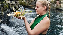 Ubud Melukat Purification Ceremony At Tirta Empul Temple 