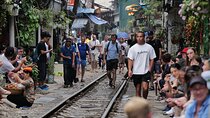 Private Hanoi Train Street Walking Tour with Local Guide