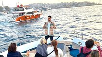 2 Hours Small Group Guided Bosphorus Luxury Yacht Cruise