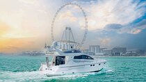 Private 2-Hour 50-Feet Yacht Tour around Dubai