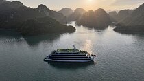 Lan Ha Bay Escapade 3 Days 2 Night with Apple Cruise