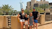 Dubai Sightseeing Tour: Explore Old and Modern City
