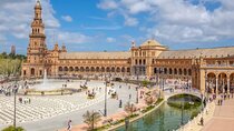 Private 1-Day Tour of Seville from Lisbon