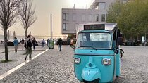 Private Tuk Tuk Tour 1h30 to Lisbon