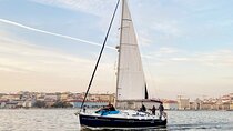 Lisbon: Private Sailing Tour Along the Tagus River