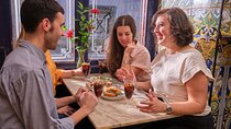 De Tapas in Malasaña: Evening Wine and Tapas Tour