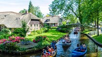 Giethoorn Private Day Tour From Amsterdam (Including Boat Tour!)