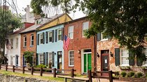 Washington: Potomac River Cruise & Guided Georgetown Walking Tour