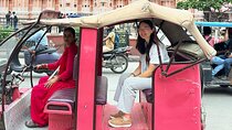 Jaipur City Tour by Women-Driven E-Rickshaw