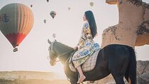 Horse Riding in Cappadocia at Sunset and with View of Balloons