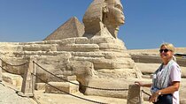 Half-Day Private Tour Giza Pyramids, Sphinx, Camel Raiding, Lunch