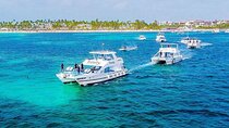 Private Party Boat with Snorkeling in Playa Bibijagua