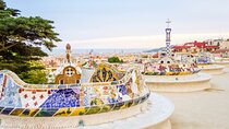 Sagrada Familia and Park Guell Guided Tour with Transport