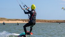 2,5-hour Semi-private Kite Course with your own Kite!