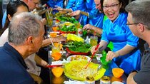 Small Group Saigon City Street Food Tour