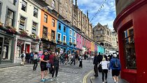  Edinburgh Private 3-Hour Guided Tour in a black cab LEVC TX