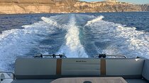 Private Caldera Cruise with Motor Yacht in Santorini