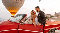 Private Classic Car Tour in Cappadocia with Balloon View