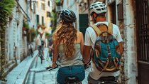 Private Bike Tour of Genoa Highlights