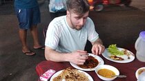Colombo STREET Food with private guide city tour(All - included )