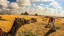 Private Day Trip to the Pyramids of Giza from Hurghada