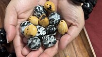 Make a Kukui Nut Bracelet on Maui