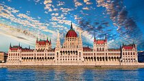 Budapest Old Town and Top Attractions Private Walking Tour